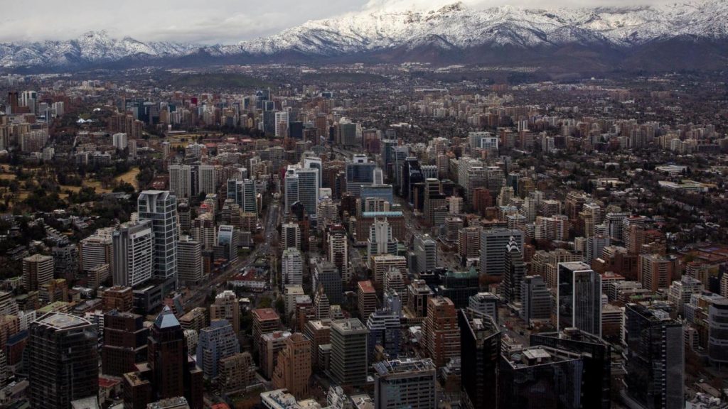 “Medida injusta”: Lo Barnechea critica idea del Gobierno de mayor aporte de la comuna a Fondo Común Municipal