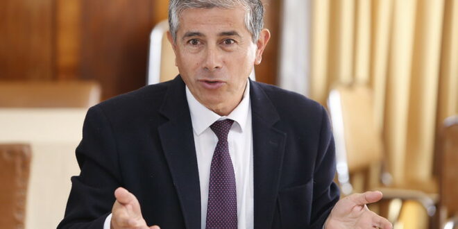 Auguran desplome de Gobierno si Millones no da un giro urgente